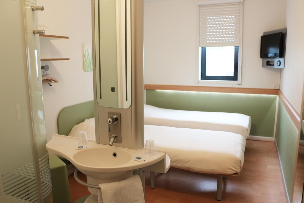 Ibis Budget Castelnaudary - A61 חדר תמונה