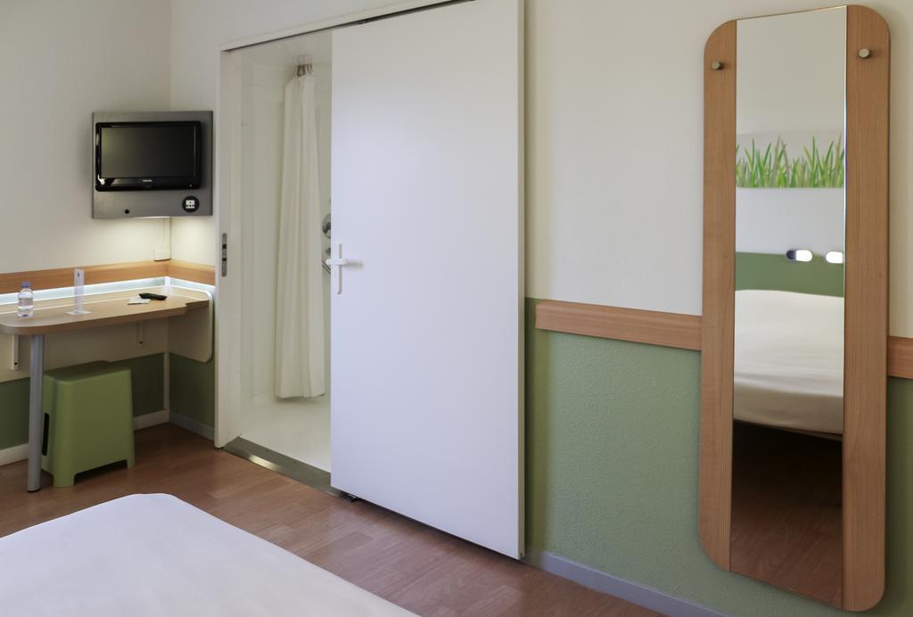 Ibis Budget Castelnaudary - A61 מראה חיצוני תמונה